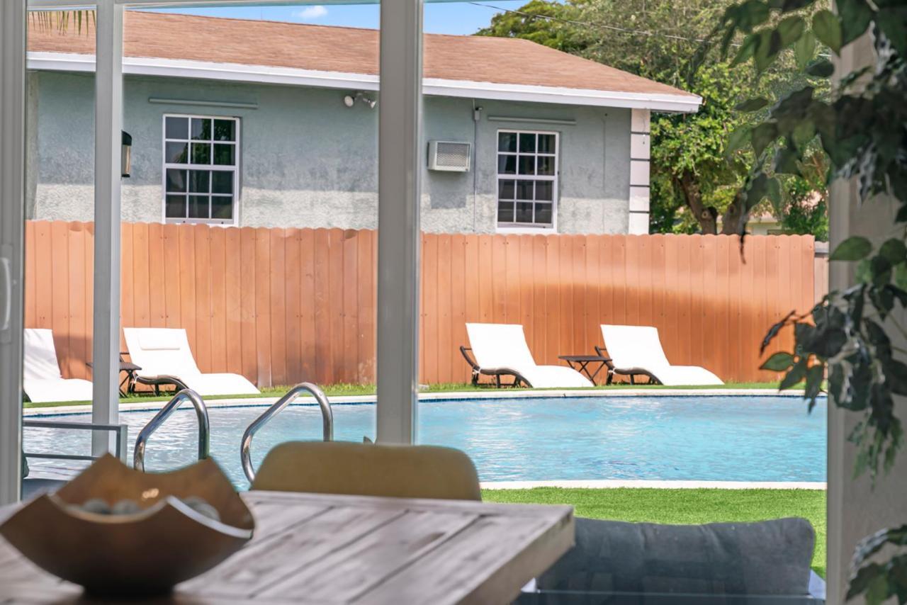 Miami Fun Home With Pool & Games L30 Exterior photo